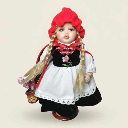 Puppe mit schmollmund - mit,